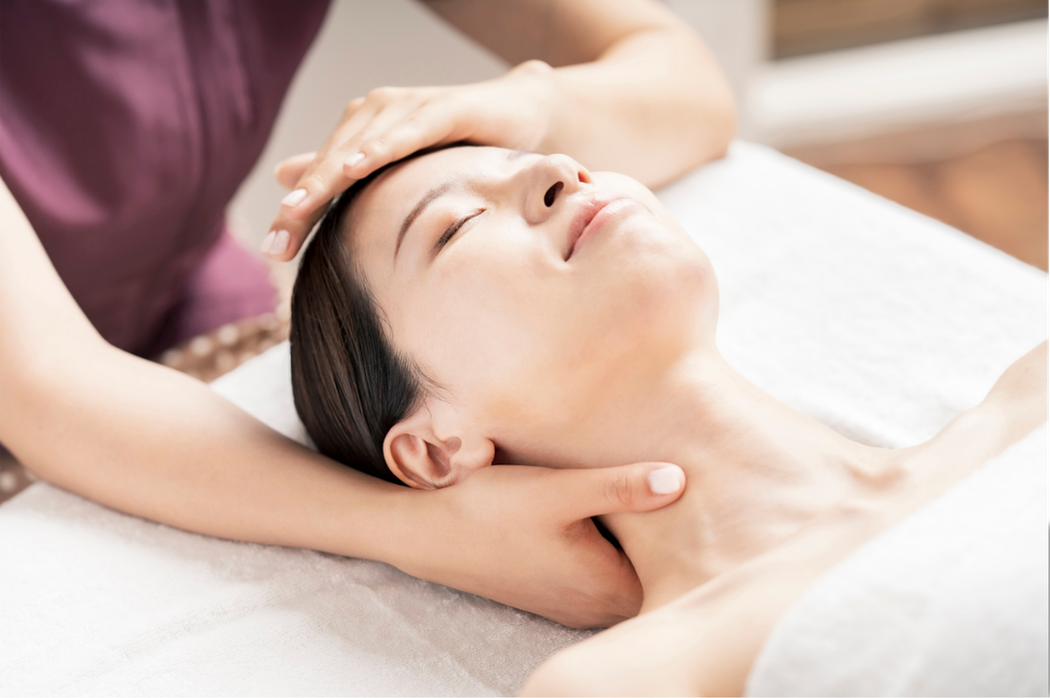 Body and head massage session
